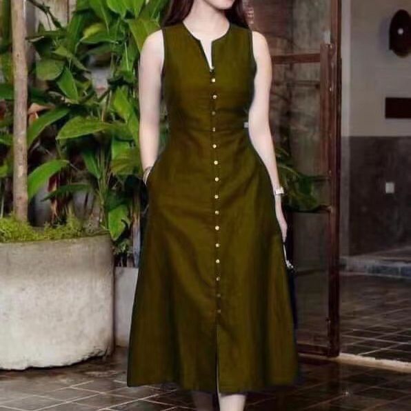 Slim fit waist cinching solid color sleeveless mid length dress