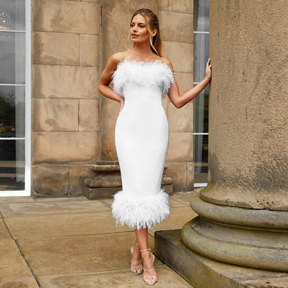 Sleeveless pencil skirt dress with wrapped buttocks